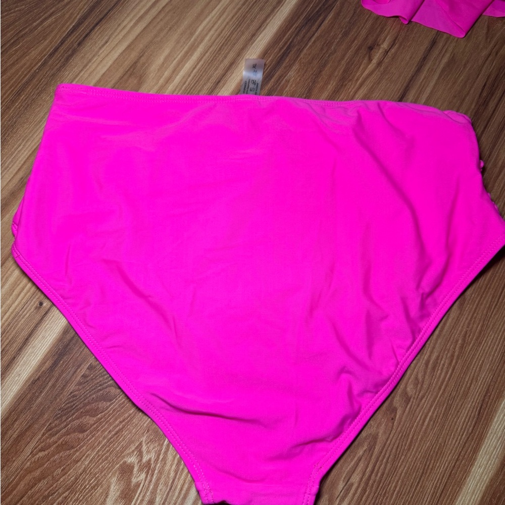 Hot Pink Ruffled full coverage bikini - Picture 3 of 9